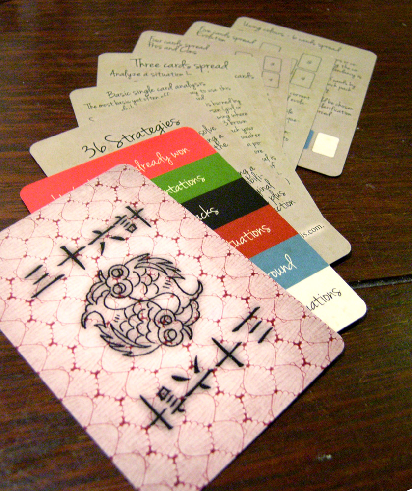 ... those extra "how to" cards explain how to use the deck and the groups colours...